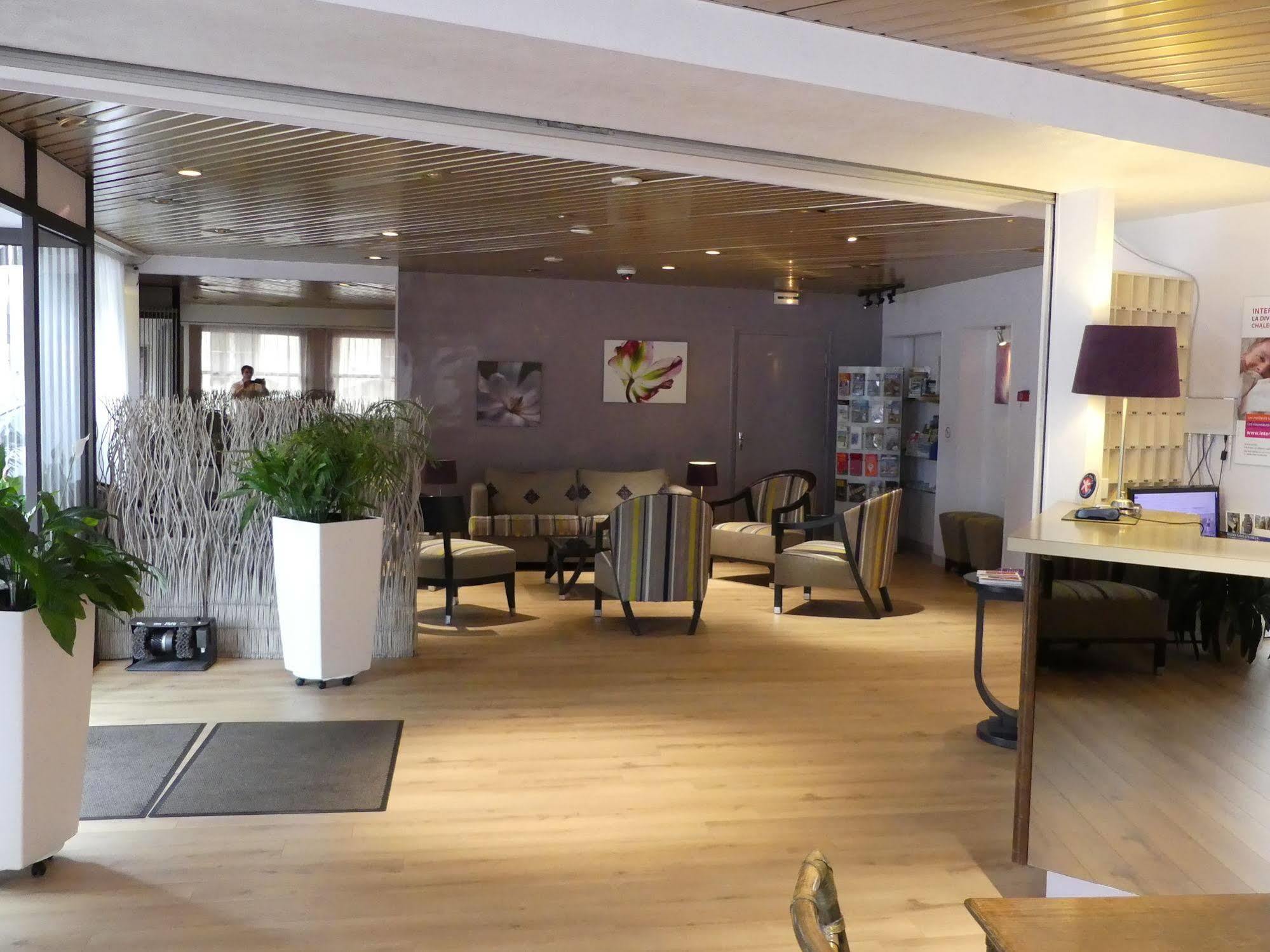 Hotel De L'Orme, Akena Evreux Bagian luar foto